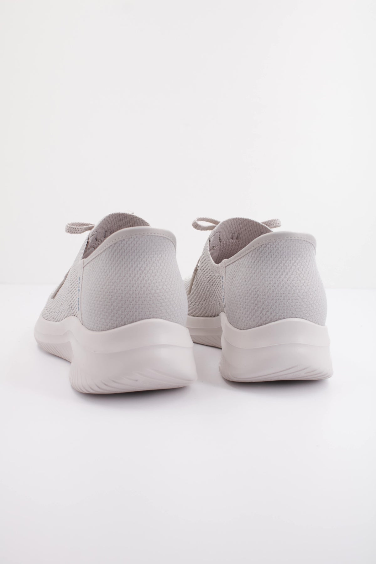 SKECHERS ULTRA FLEX . ELEVA en color LTGY  (4)