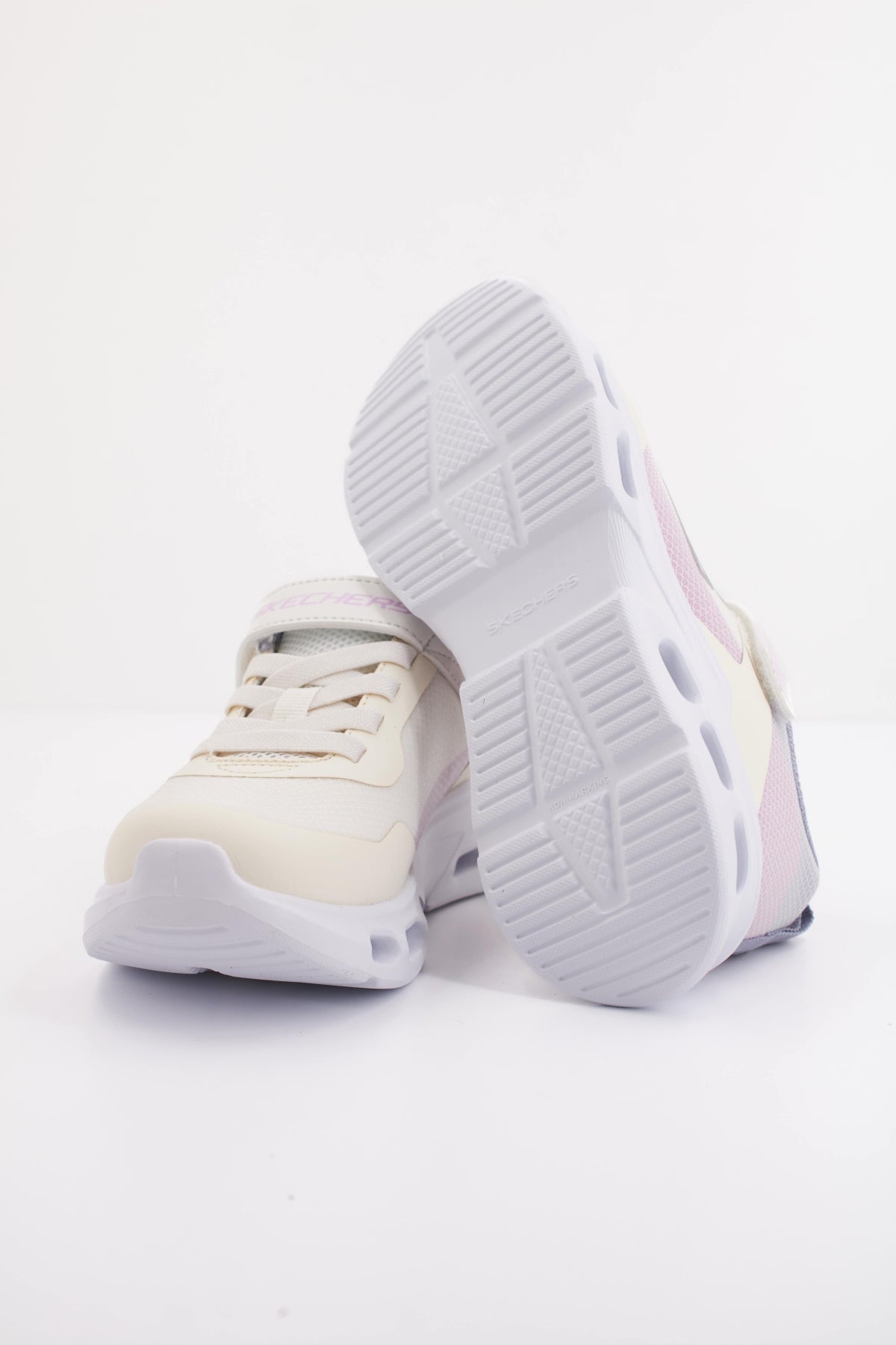 SKECHERS GLIDE STEP DRIFT en color NTMT  (5)