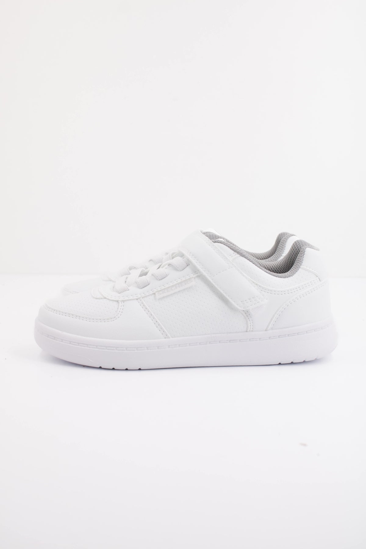 SKECHERS L  en color WHT  (1)