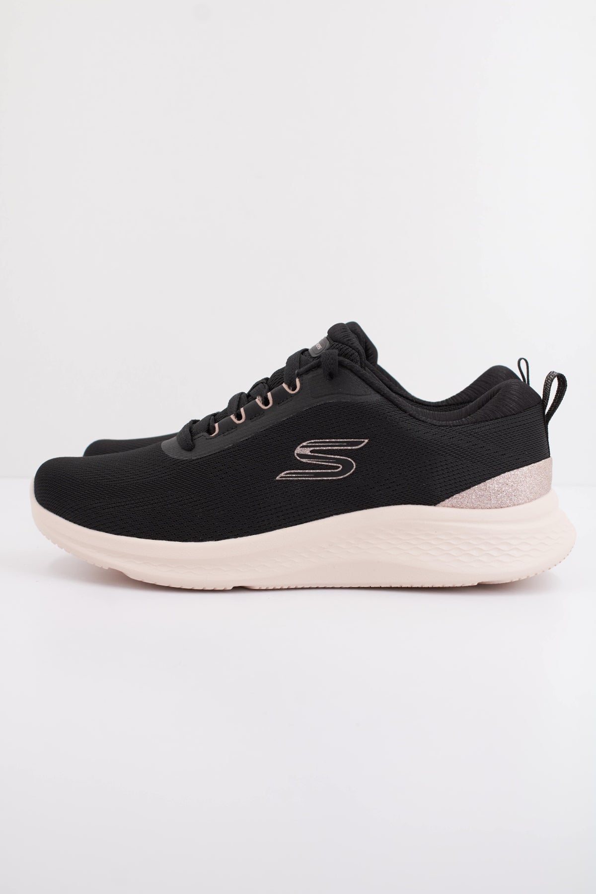 SKECHERS LITE PRO . BRILLIA en color BKRG  (1)