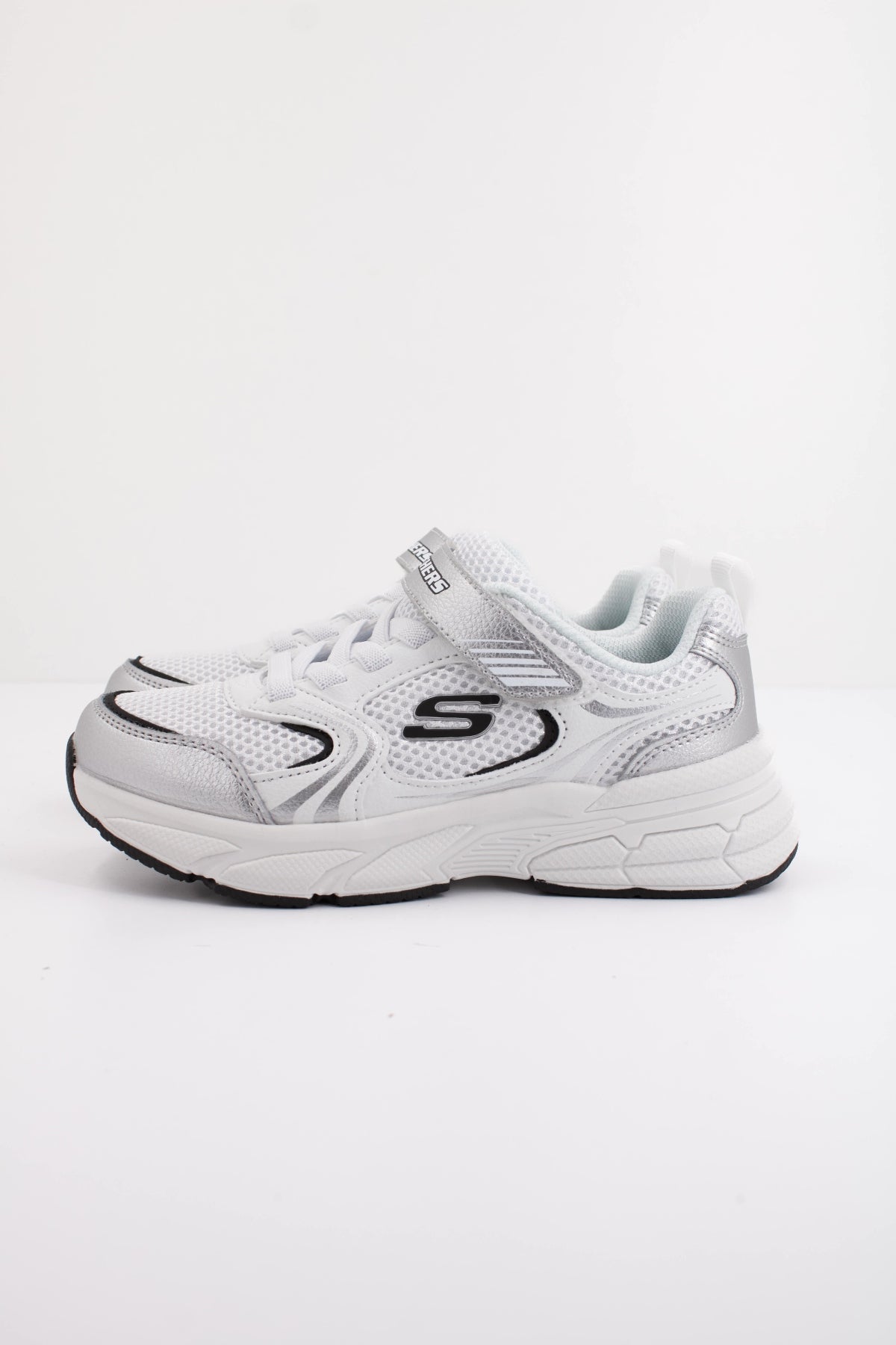 SKECHERS RETRO GRAPH en color WSL  (1)