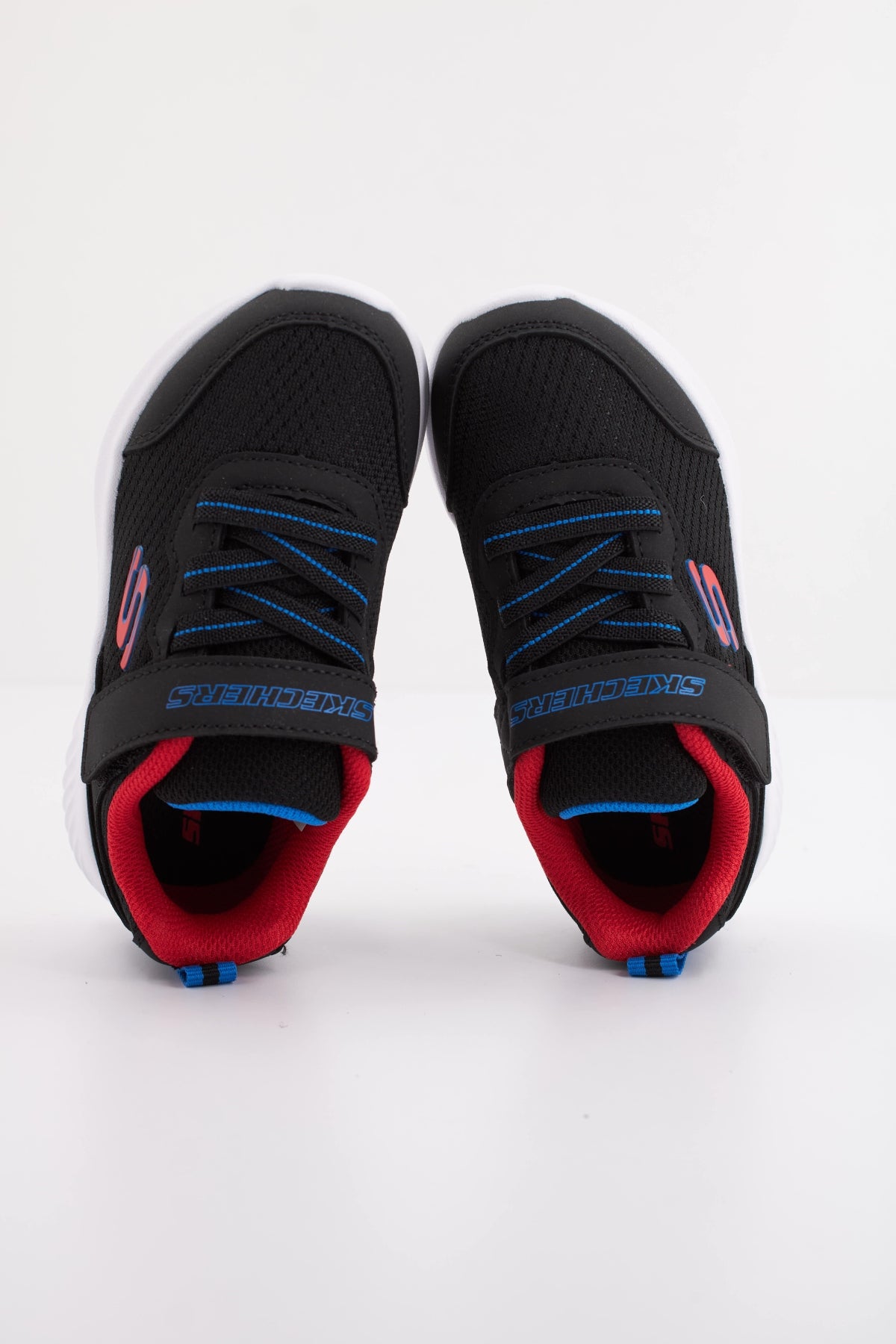 SKECHERS BOUNDER TECHROX en color BLK  (3)