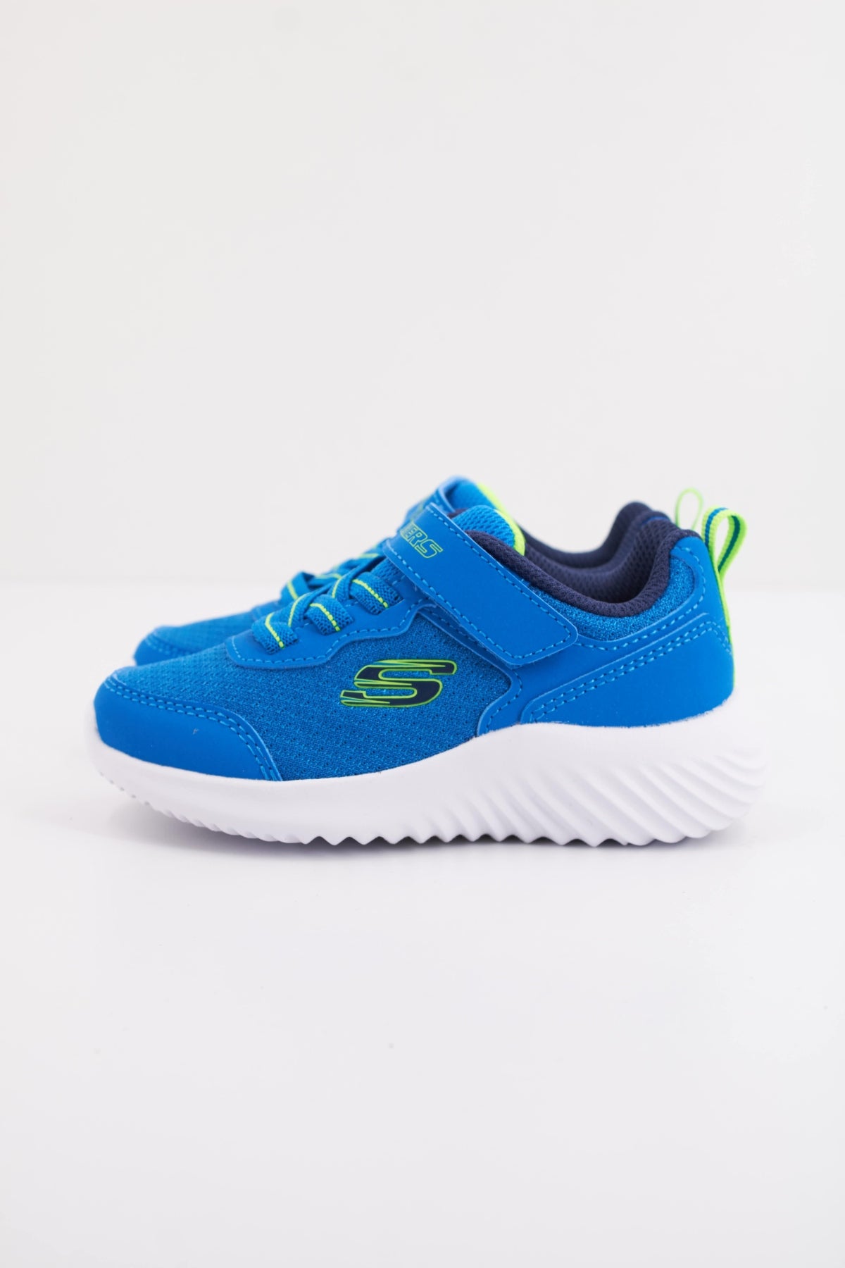 SKECHERS BOUNDER TECHROX en color BLU  (1)