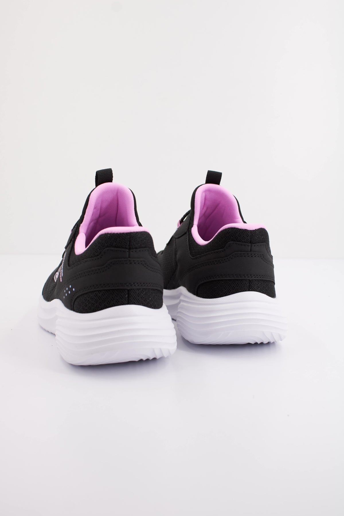 SKECHERS BOUNDER PRO - STEP O en color BLK  (4)