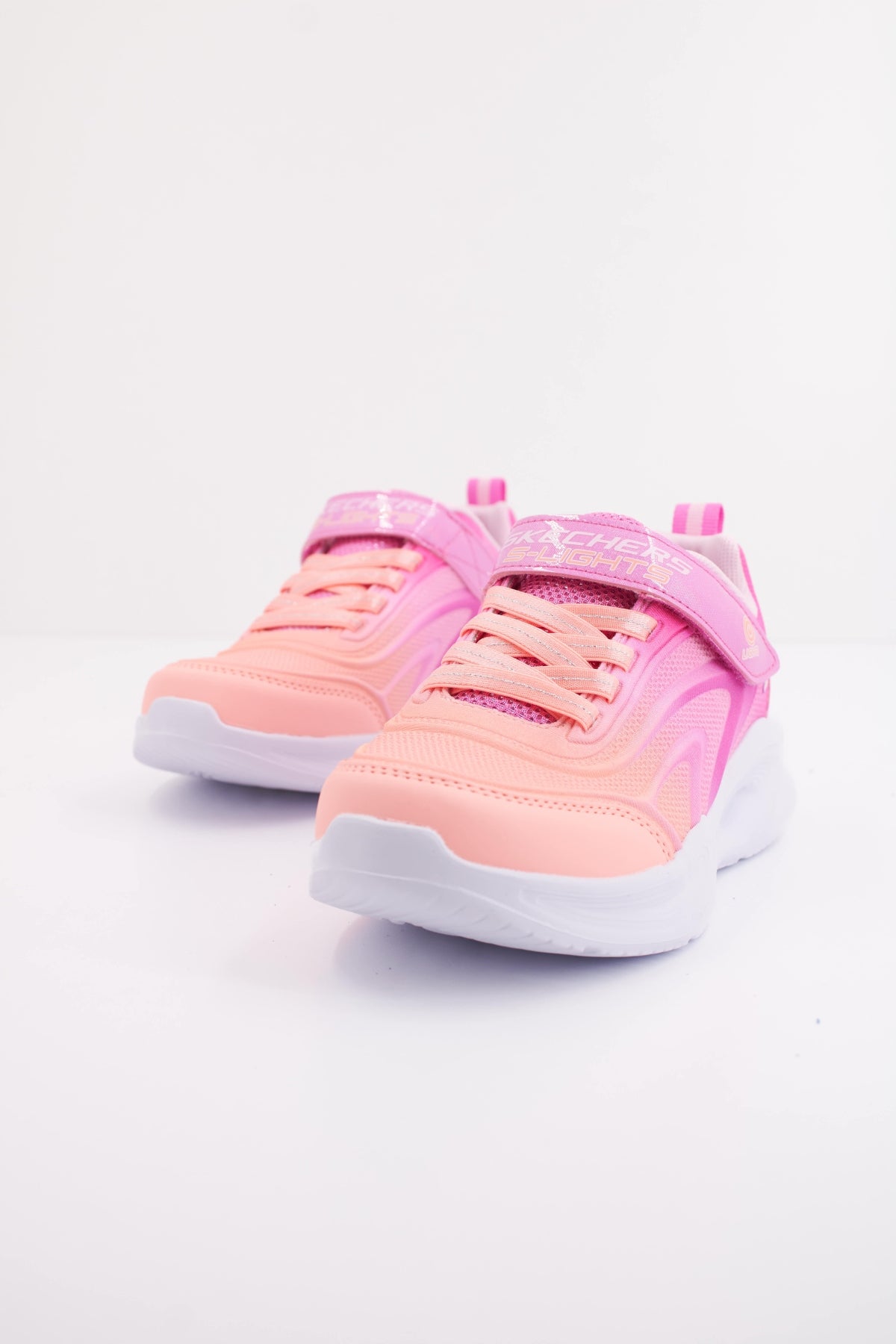 SKECHERS SOLA GLOW en color PKMT  (2)