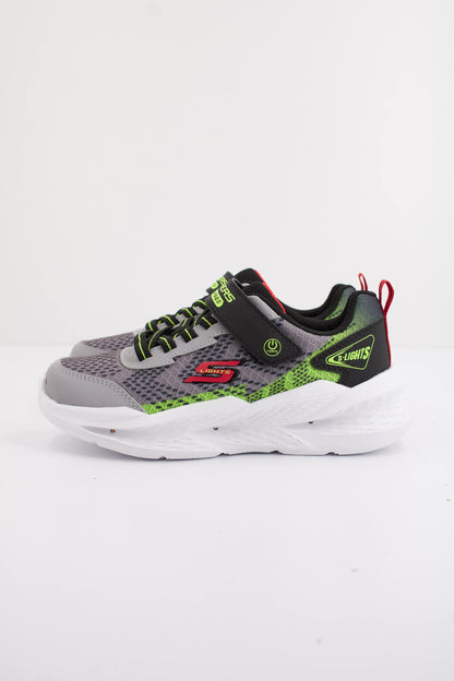 SKECHERS METEOR LIGHTS en color GYBK  (1)