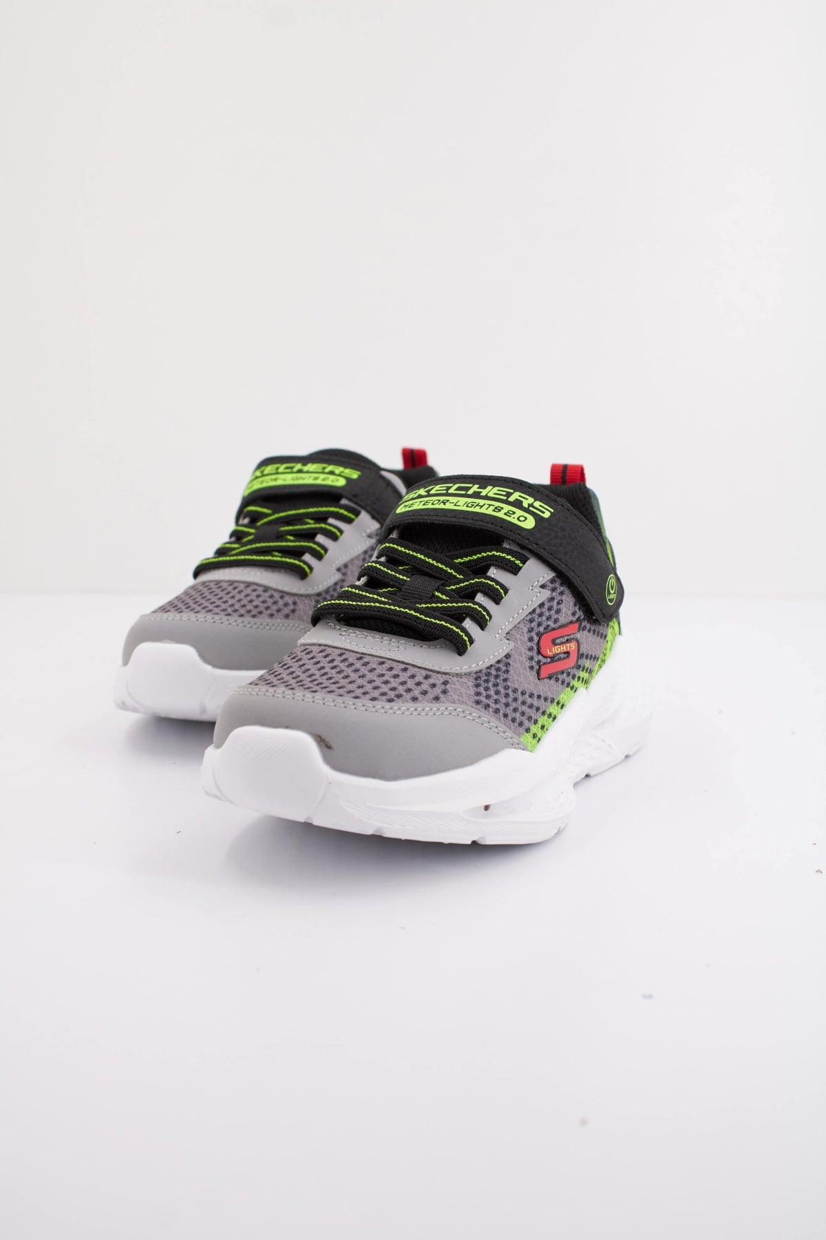 SKECHERS METEOR LIGHTS en color GYBK  (2)