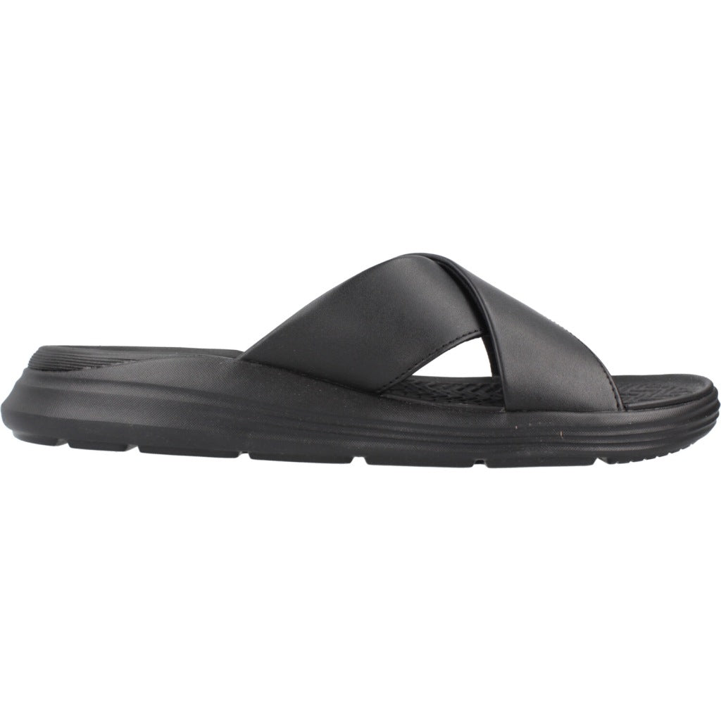 SKECHERS SARGO DENAL en color BBK  (4)