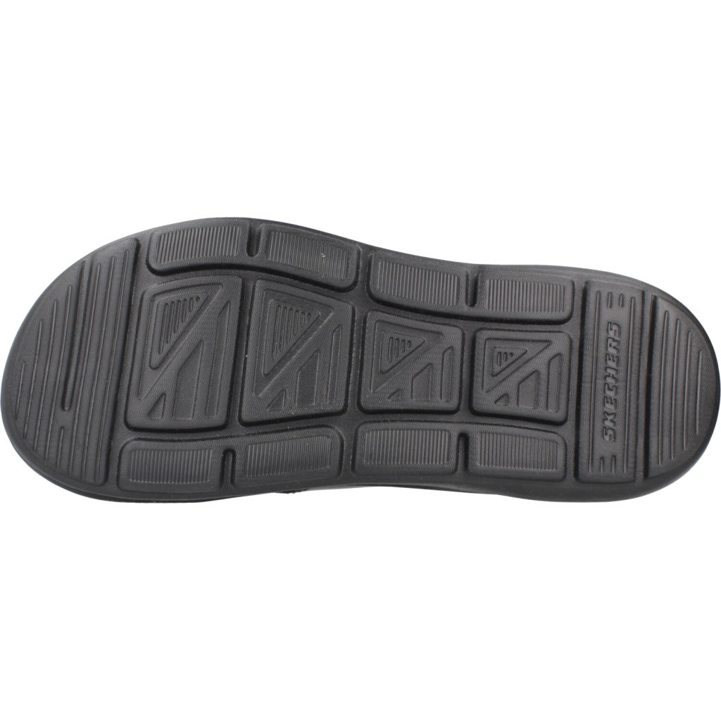SKECHERS SARGO DENAL en color BBK  (6)