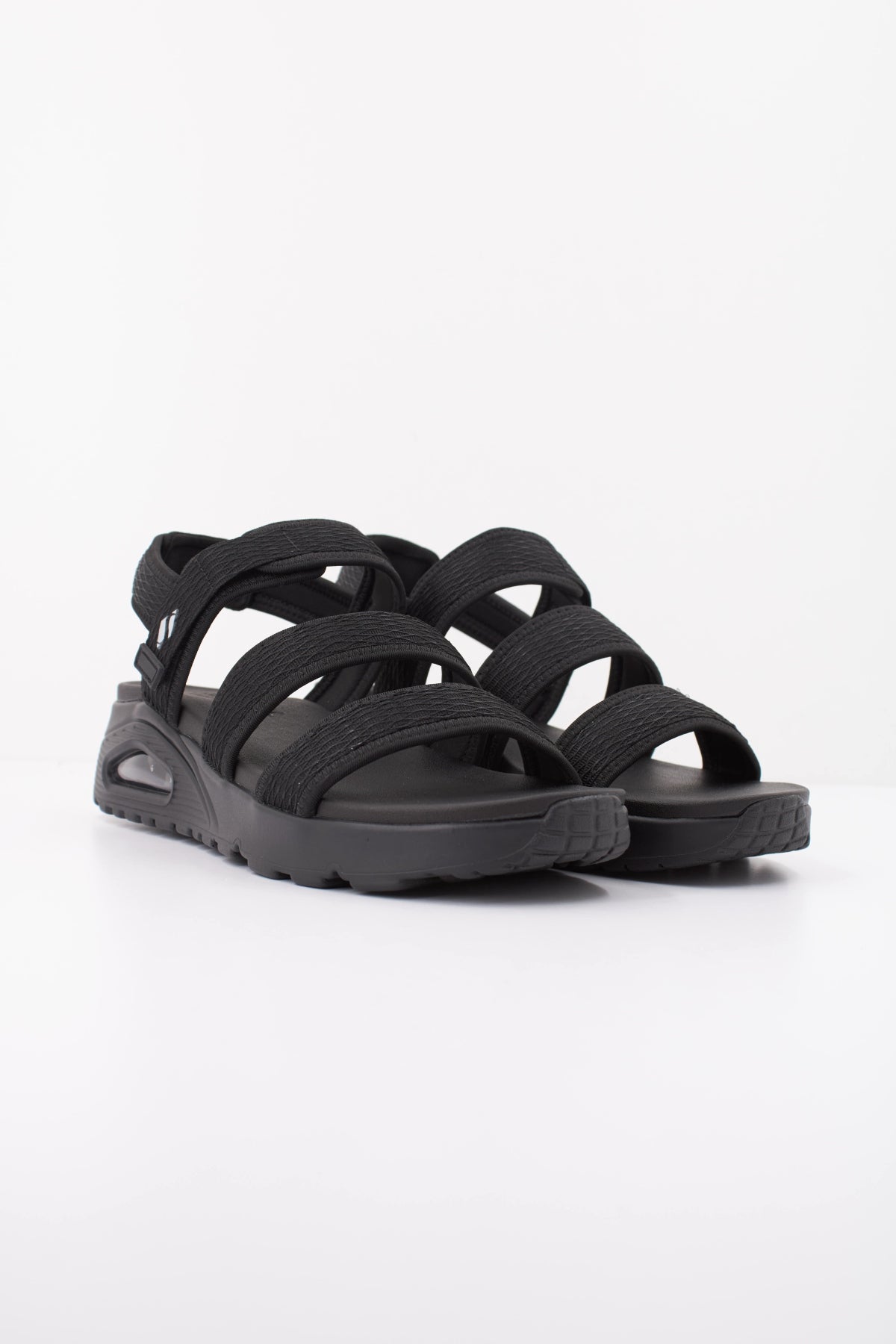 SKECHERS S en color BBK  (2)