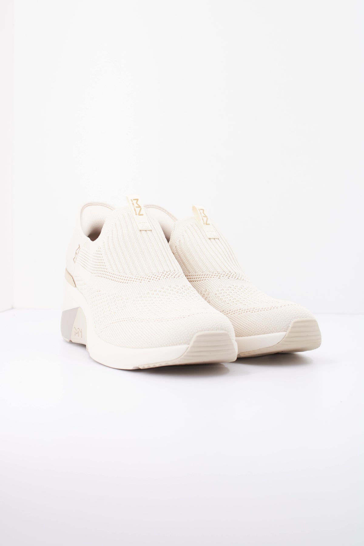 SKECHERS S en color TPE  (2)