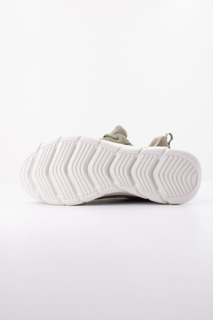 SKECHERS S BOBS B FLEX  en color OLV  (5)