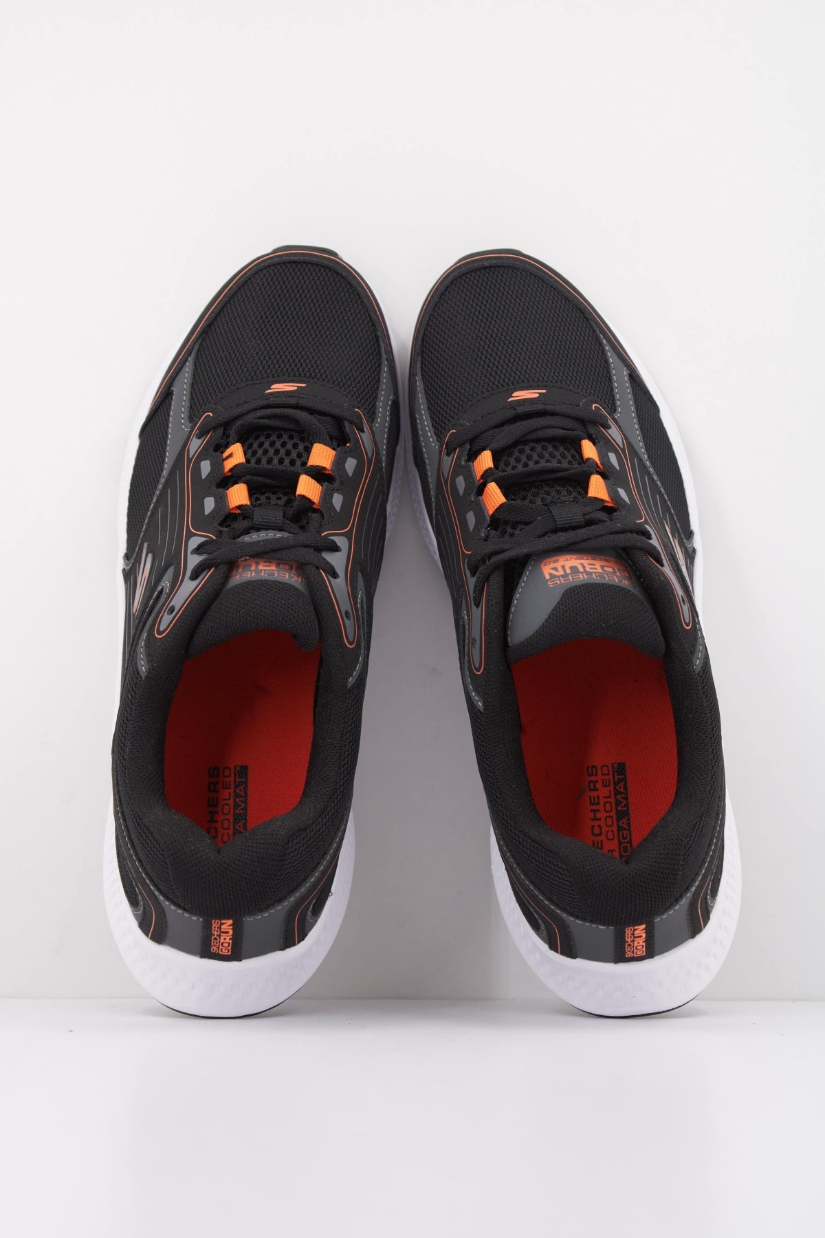 SKECHERS GO RUN CONSISTENT . en color BKOR  (3)