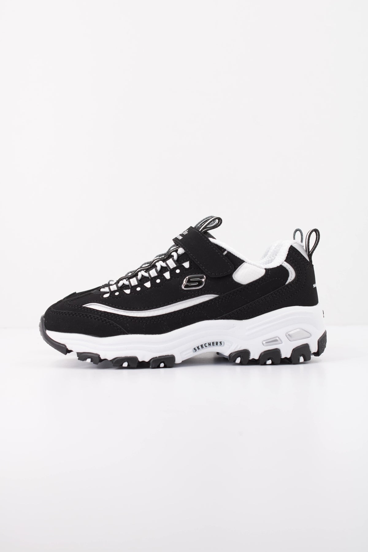 SKECHERS LS en color BKW  (1)