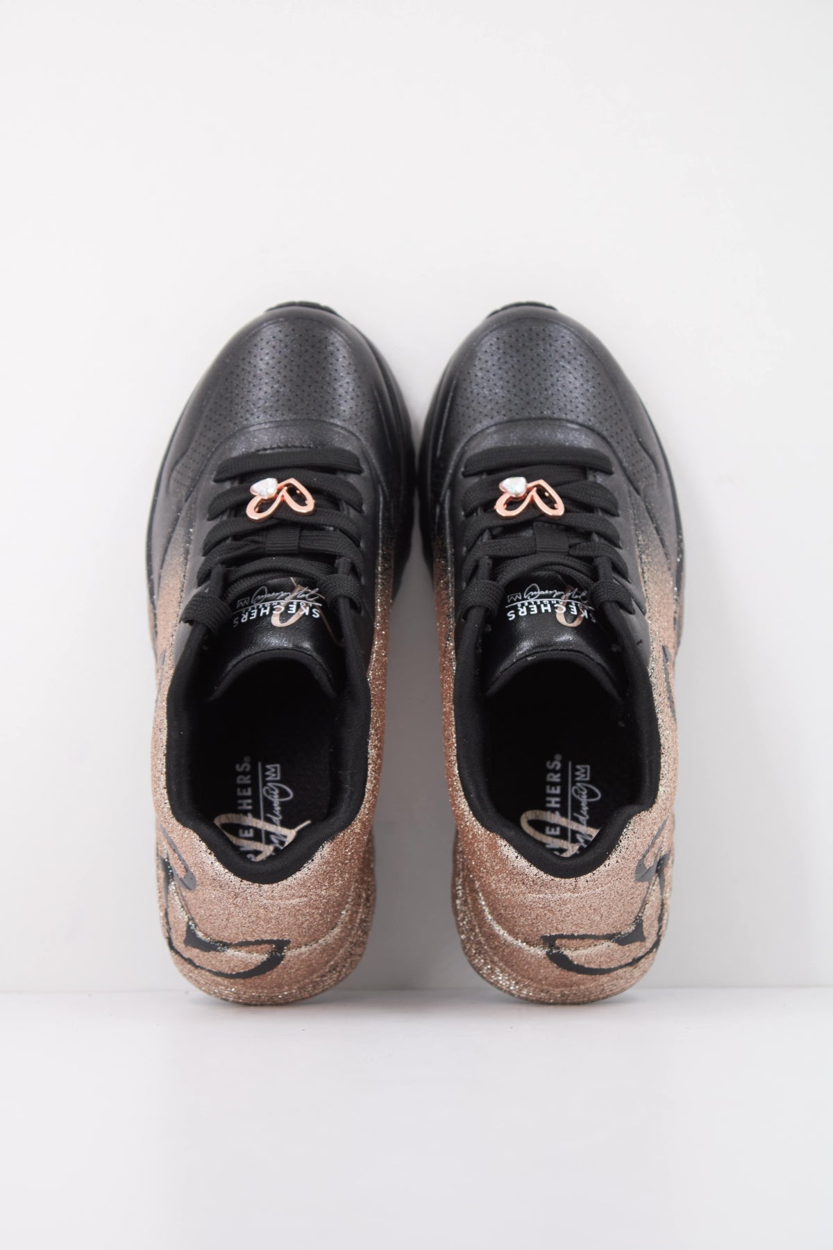 SKECHERS UNO LITE - HEARTDUST en color BKRG  (3)