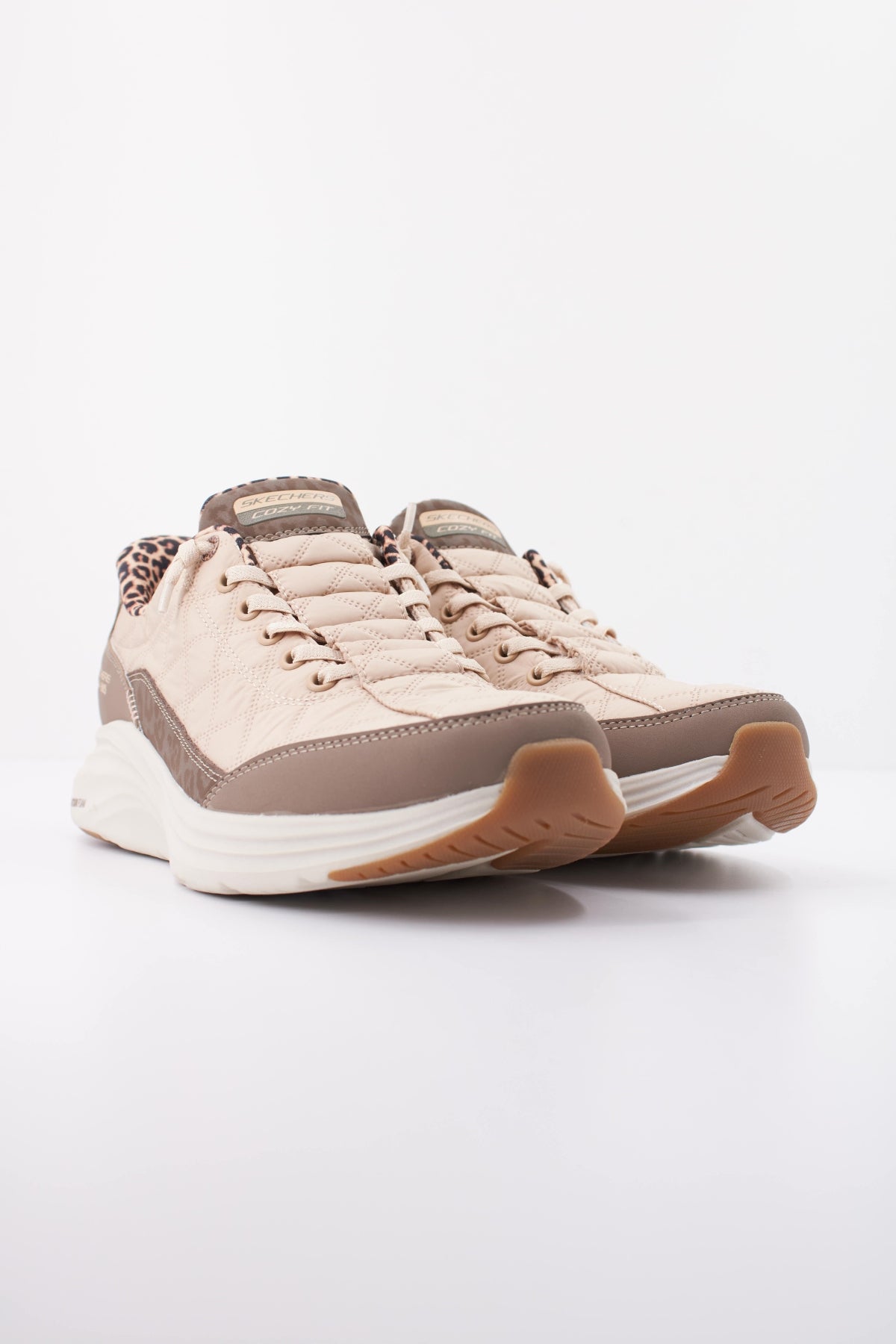 SKECHERS  en color BRN  (2)