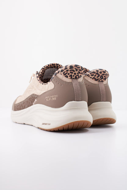 SKECHERS  en color BRN  (4)