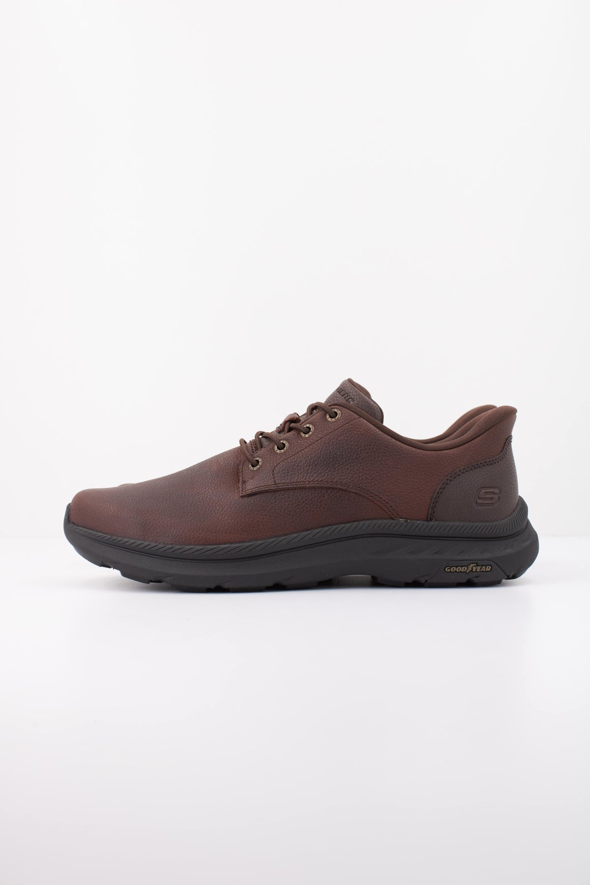 SKECHERS S POLLARD COLT en color RDBR  (1)