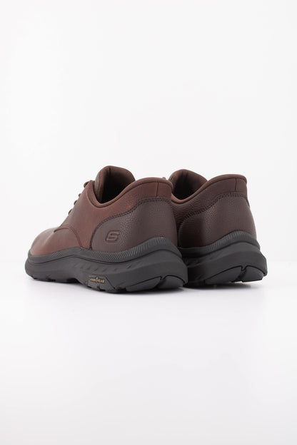 SKECHERS S POLLARD COLT en color RDBR  (4)