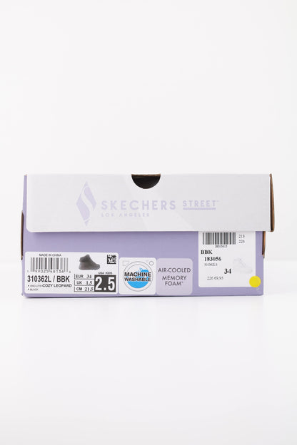 SKECHERS LS en color BBK  (6)