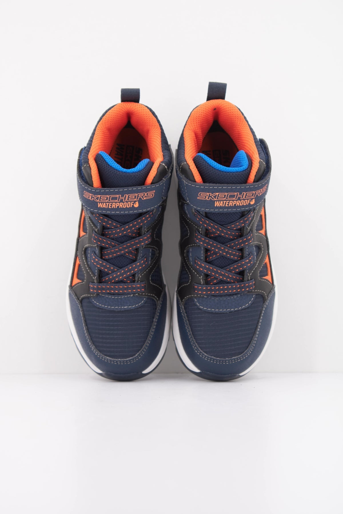 SKECHERS LS STORM BLAZE en color NVOR  (3)