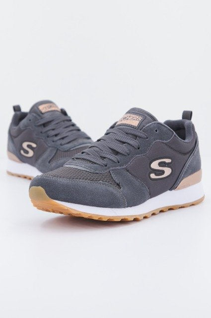 SKECHERS RETROS-OG -GOLDN G en color CCL  (1)