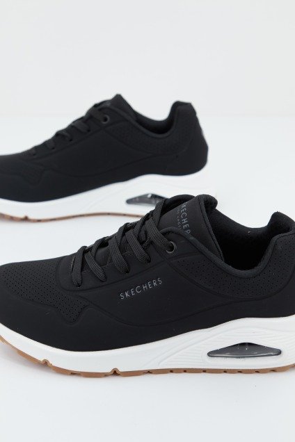 SKECHERS UNO -STAND ON AIR en color BLK  (4)