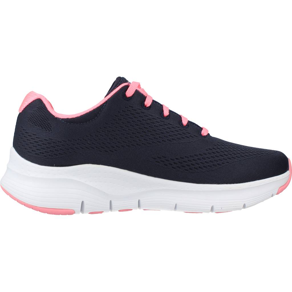 SKECHERS  ARCH FIT en color NVCL  (4)