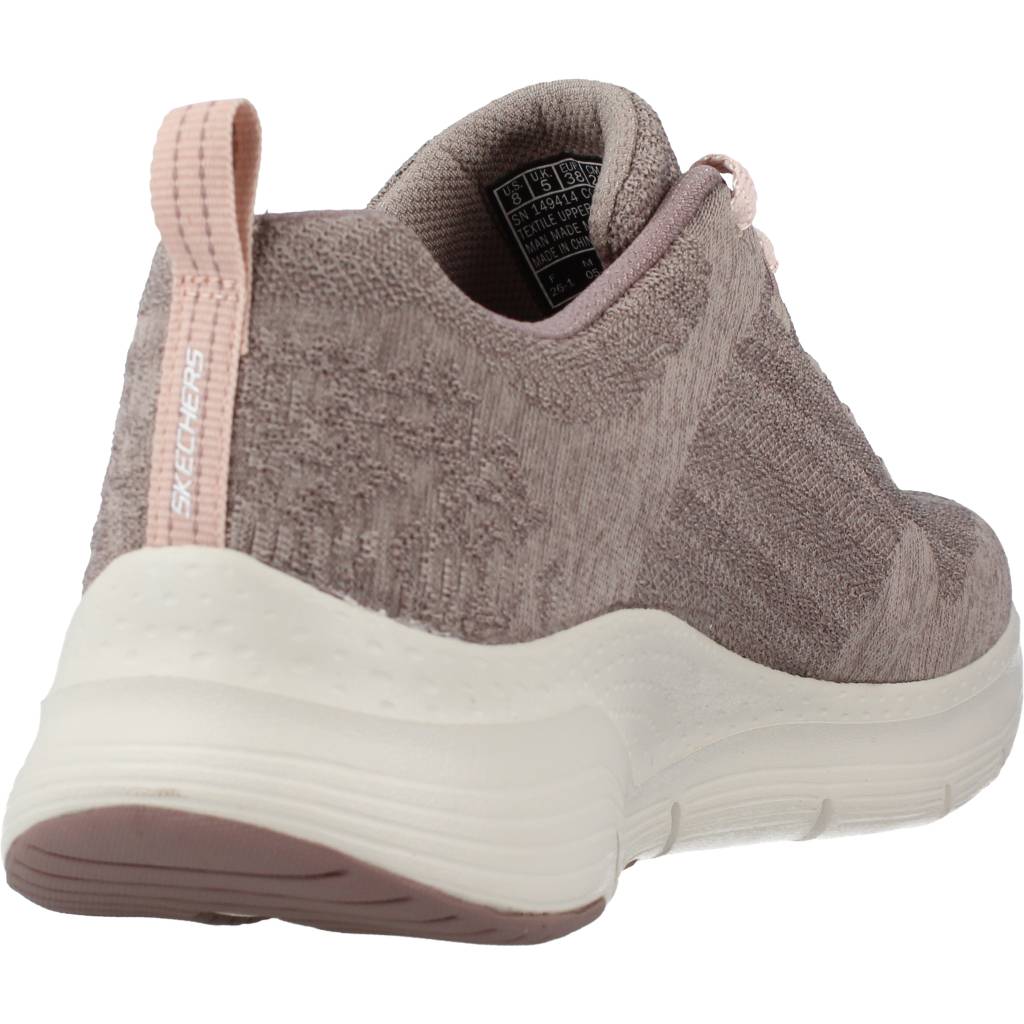 SKECHERS ARCH FIT COMFY WAVE en color DKTP  (3)