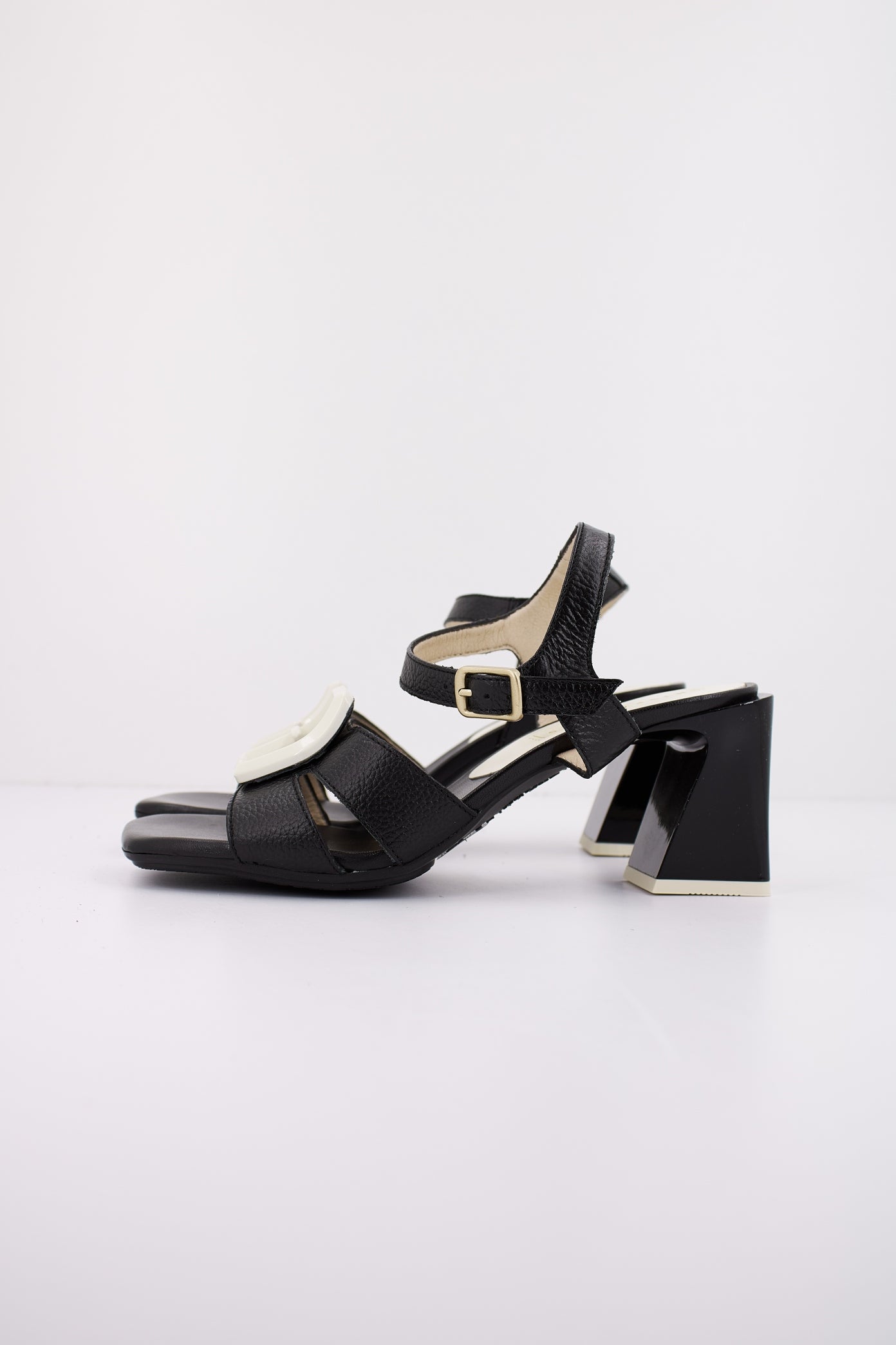 HISPANITAS HV  en color BLACK  (1)
