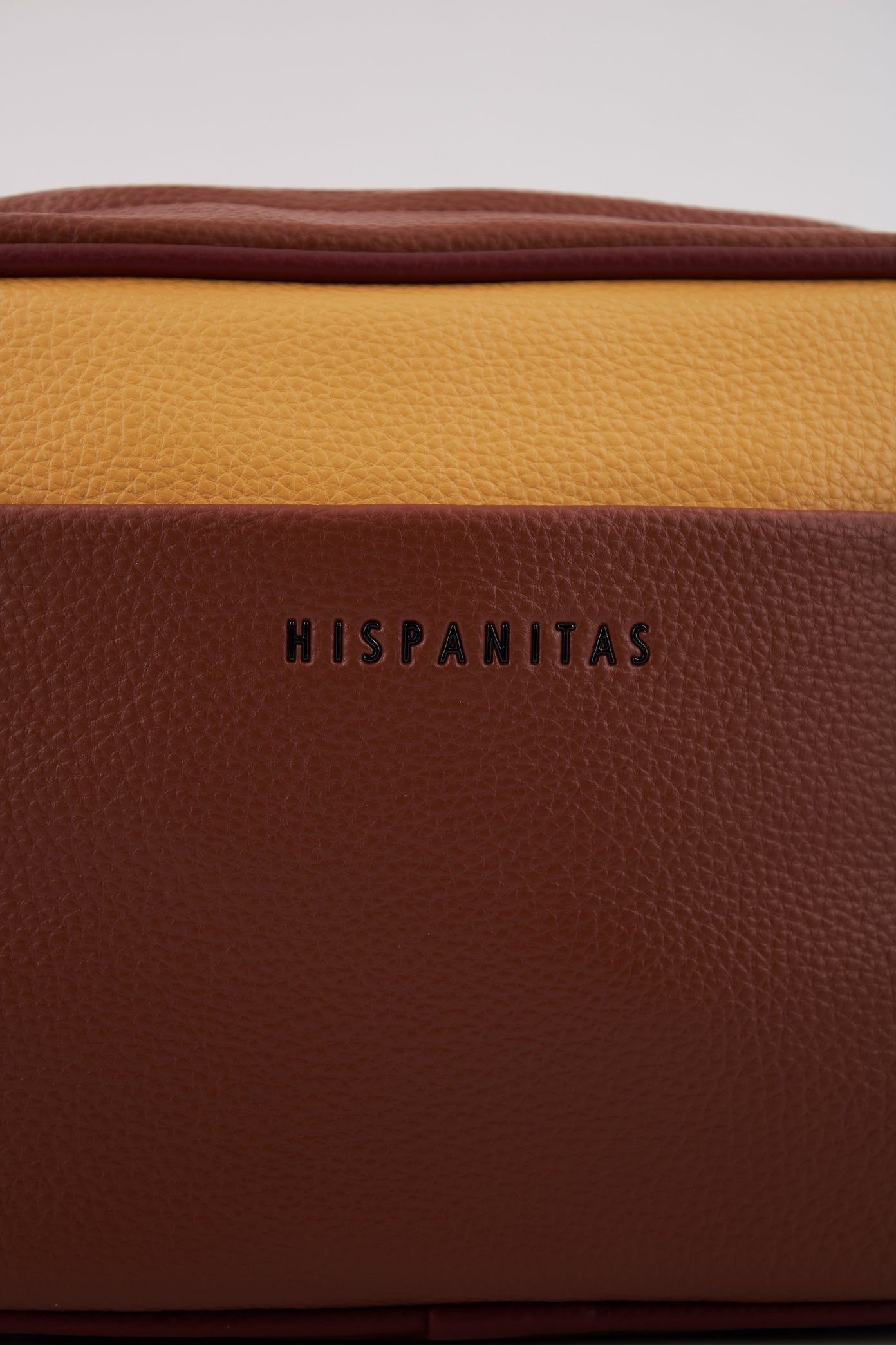 HISPANITAS BI en color CUERO  (4)