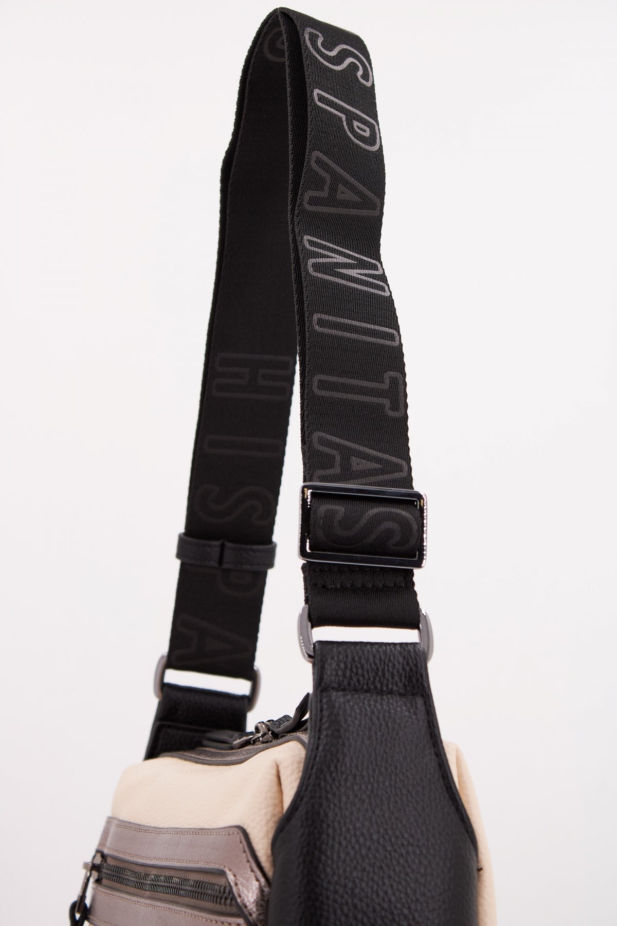 HISPANITAS BI  en color BLACK  (4)