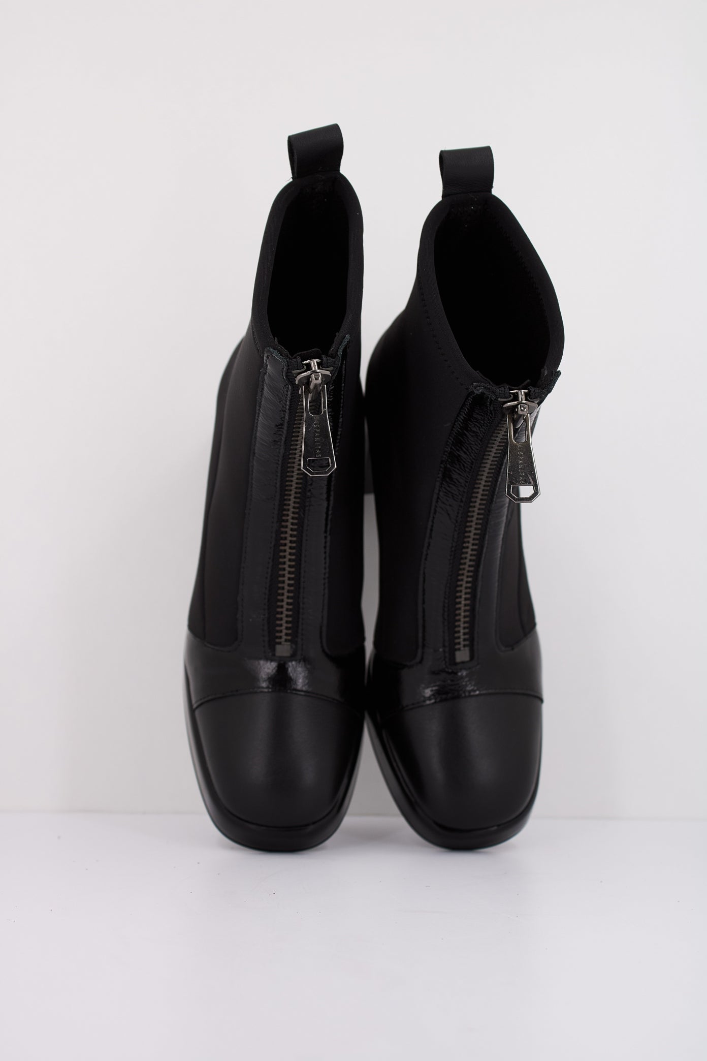 HISPANITAS HI en color BLACK  (3)