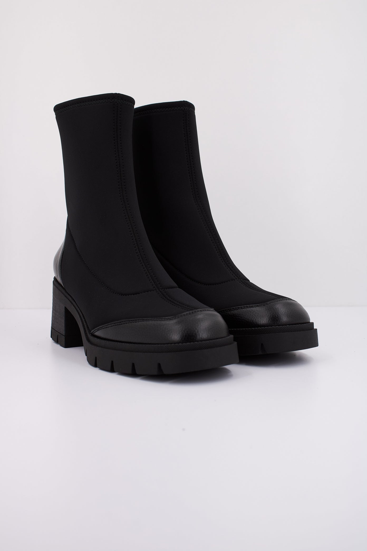 HISPANITAS HI en color BLACK  (2)