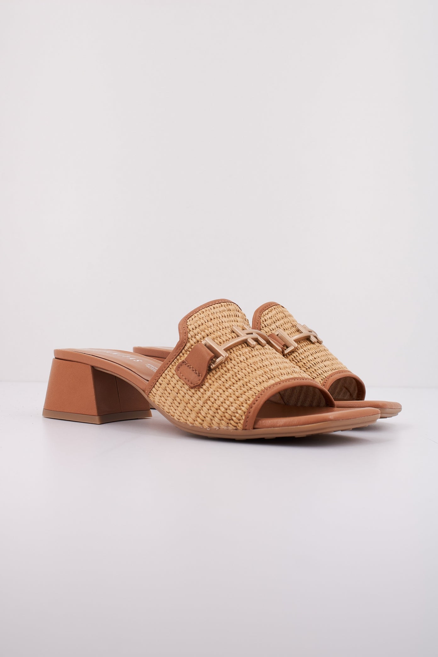 HISPANITAS RHV en color CUOIO  (2)