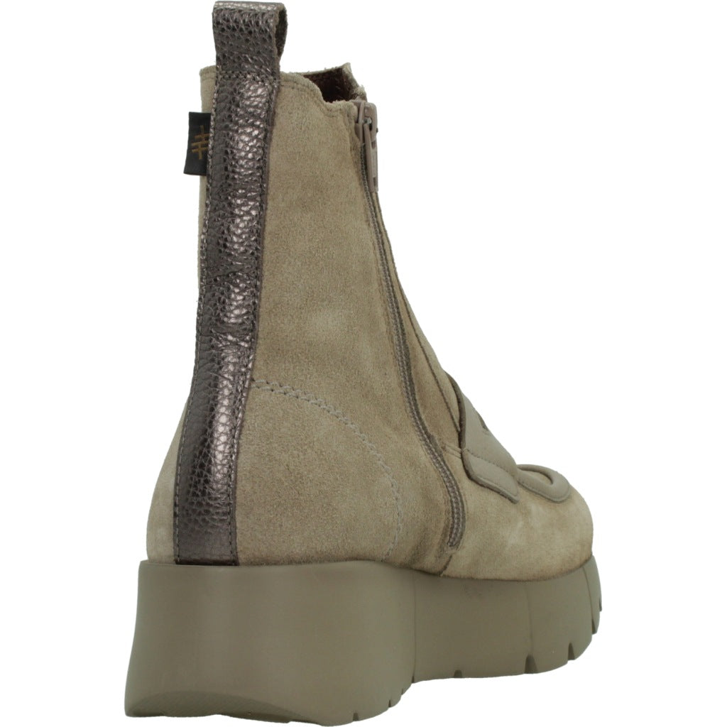 HISPANITAS HI MONTANA en color MARRON  (3)