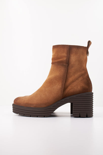 PORRONET PO BOTIN CHOPO  en color CUERO  (1)