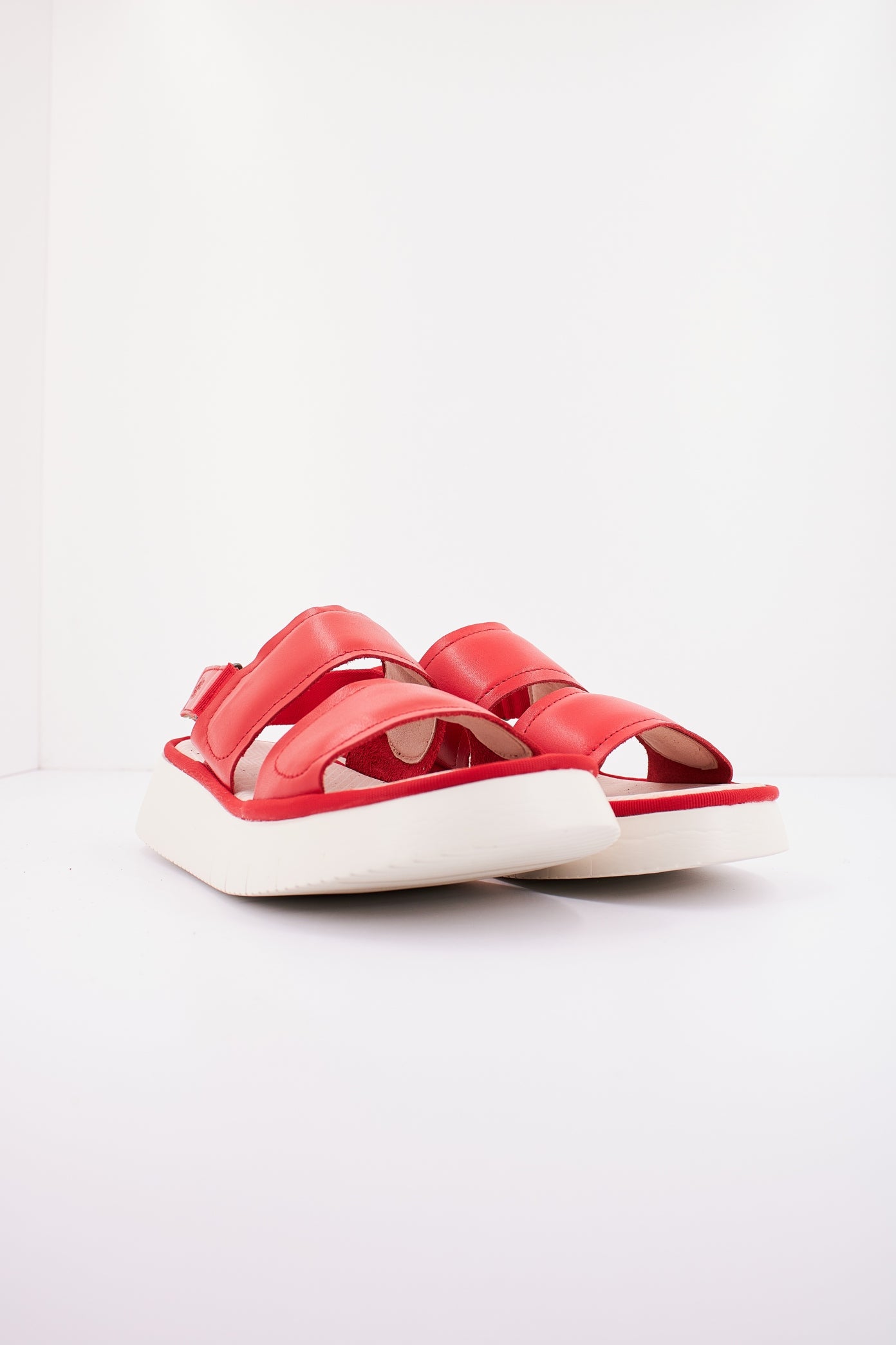 FLY LONDON CRAW en color RED  (2)