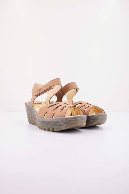 FLY LONDON YAZI en color TAUPE  (2)