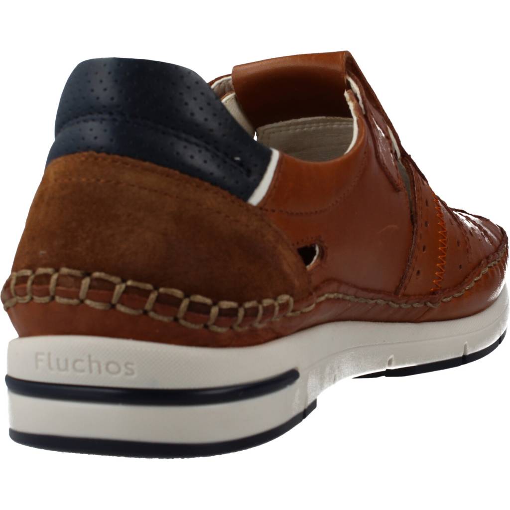 FLUCHOS F en color CUERO  (3)