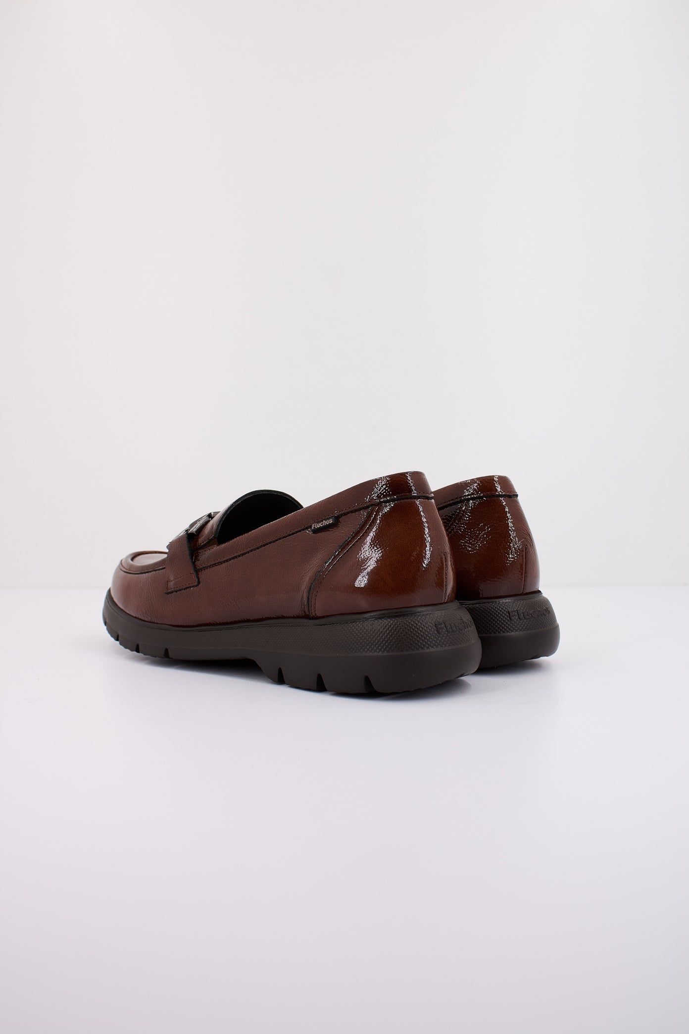 FLUCHOS  NAPLAK en color CUERO  (4)