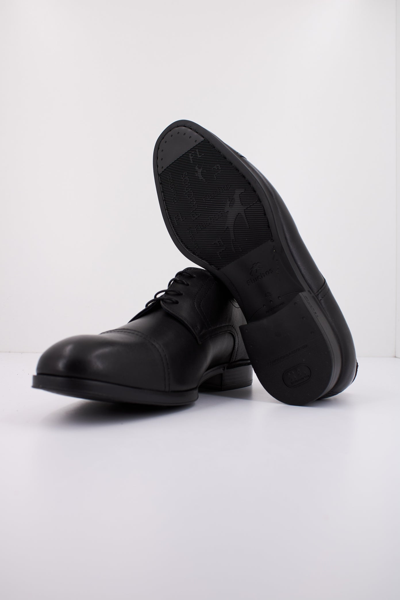 FLUCHOS F en color NEGRO  (4)