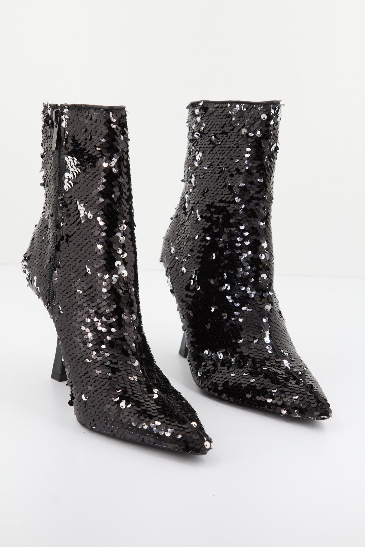 LA STRADA S en color BLCKSQNS  (2)