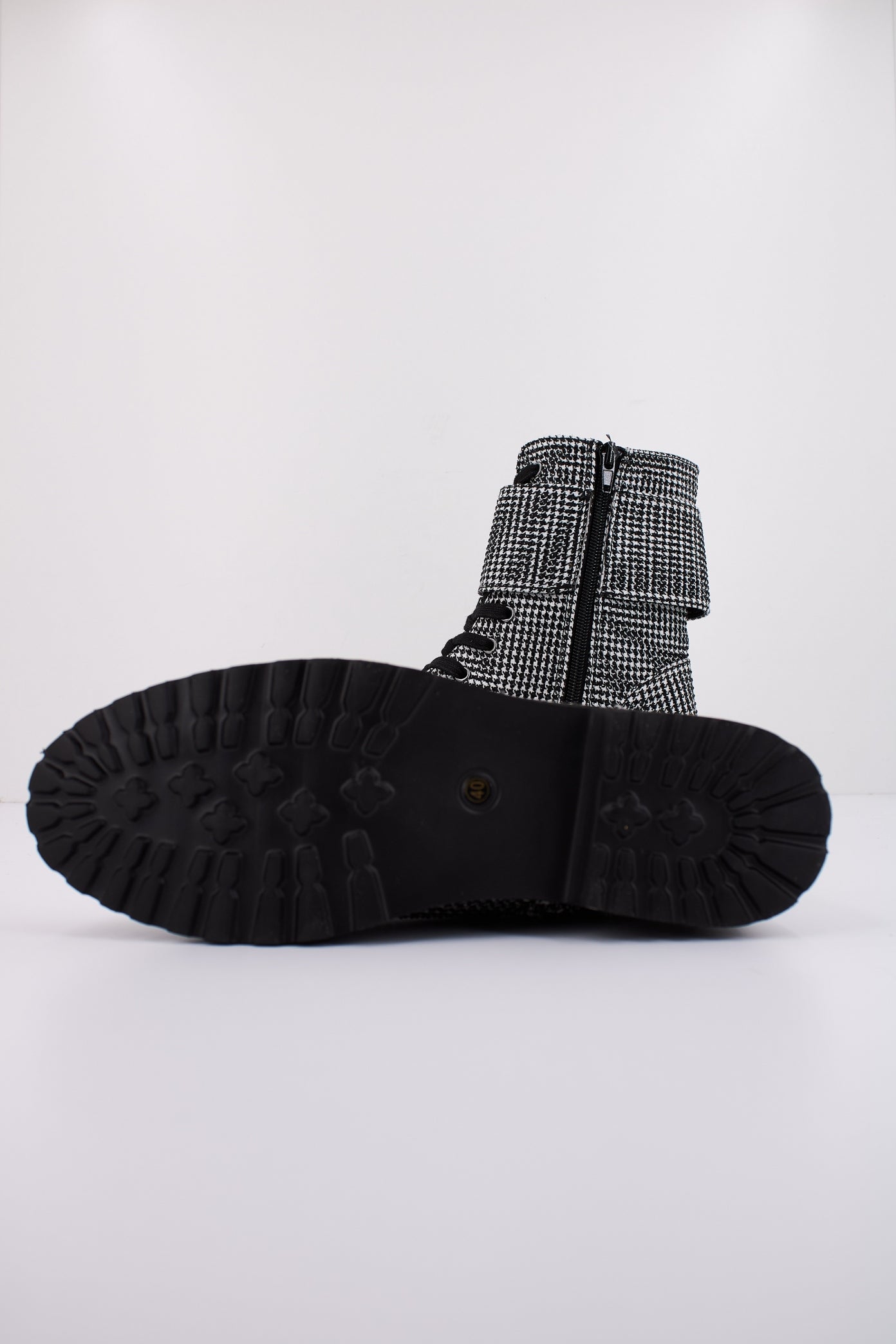 LA STRADA  en color BLACK  (5)