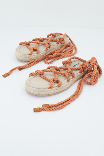 YELLOW ROPE en color CUERO  (2)