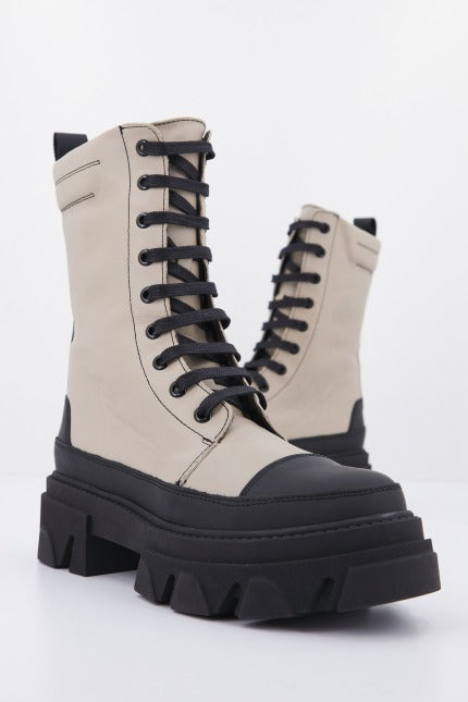 YELLOW FICTION en color NEGMONEDA  (1)