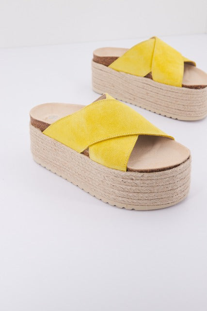 YELLOW ME XL en color AMARILLO  (1)