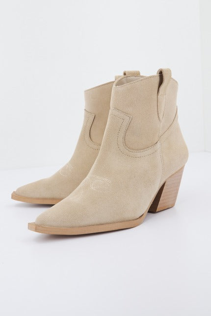 YELLOW PONY en color MARFIL  (1)