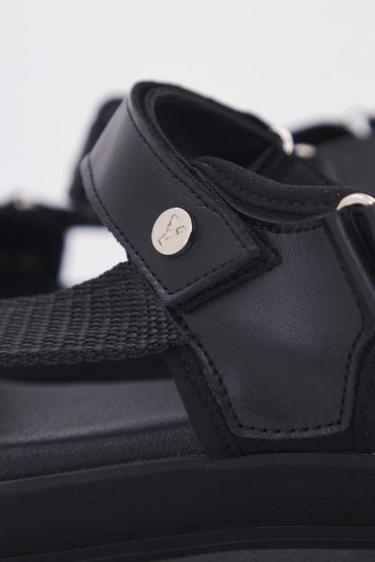 YELLOW HARI en color NEGRO  (4)