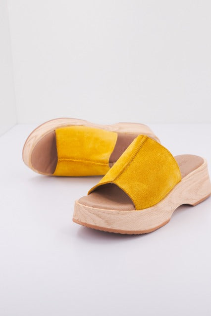 YELLOW MARY en color OCRE  (3)